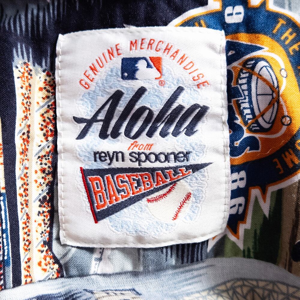 Reyn Spooner Aloha Shirt Size XL Navy Gameday Retro Scenic Collectors - Picture 6 of 6